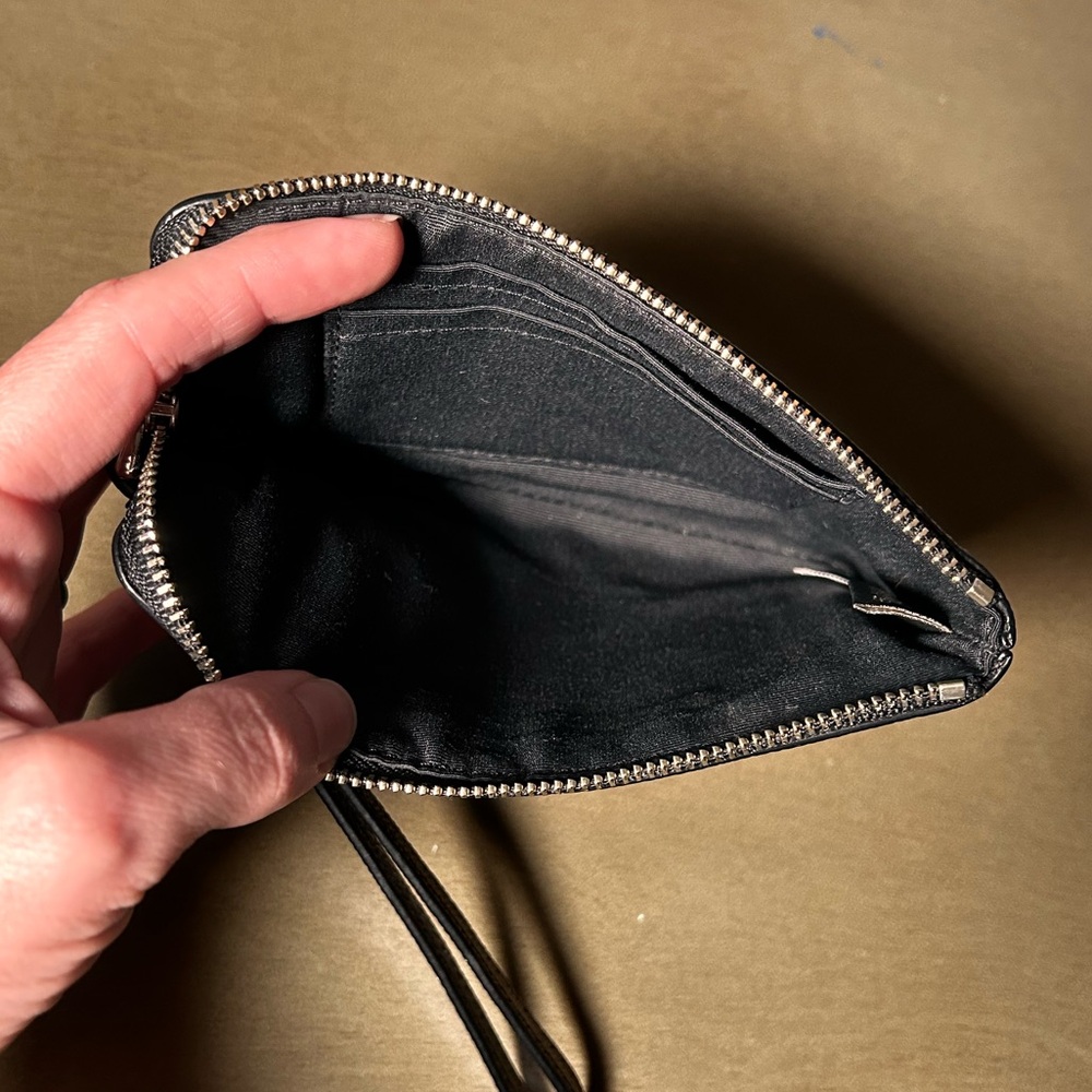 COACH | Gunmetal Metallic Wristlet - Picture 3 of 5